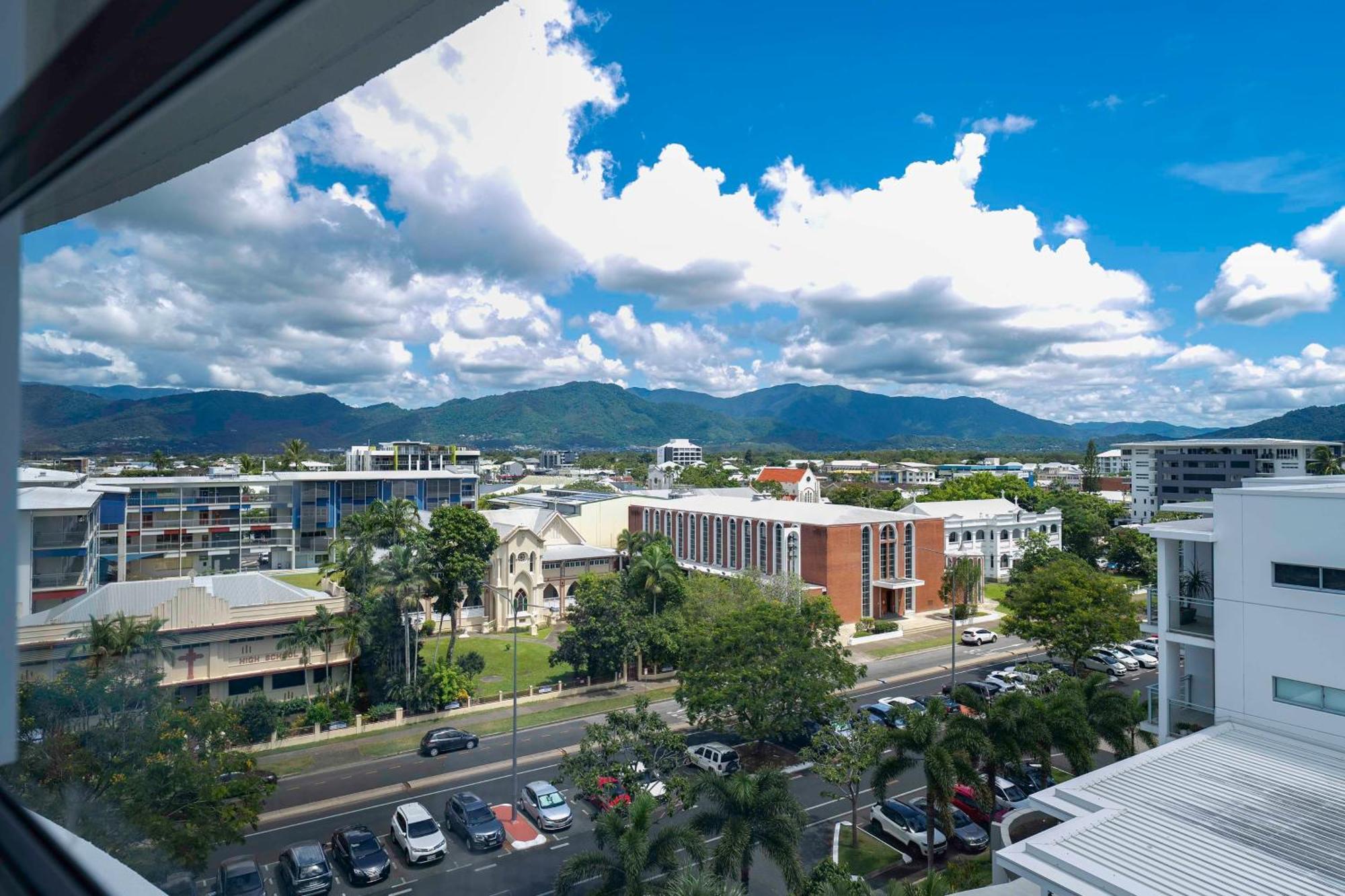 Doubletree By Hilton Cairns Hotel Luaran gambar